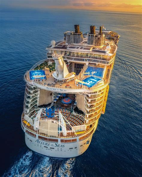 8 Luxury Cruises From Singapore .